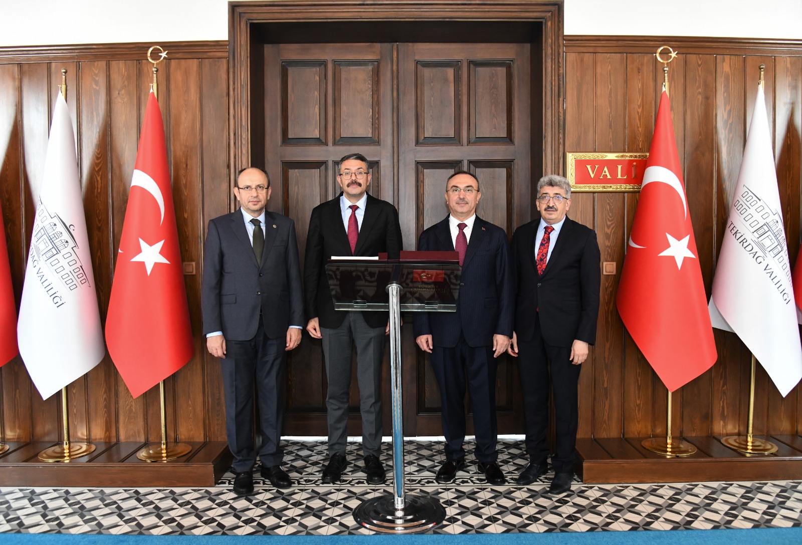 İçişleri Bakan Yardımcısı Ali Çelik Tekirdağ’da Valilikte incelemelerde bulundu