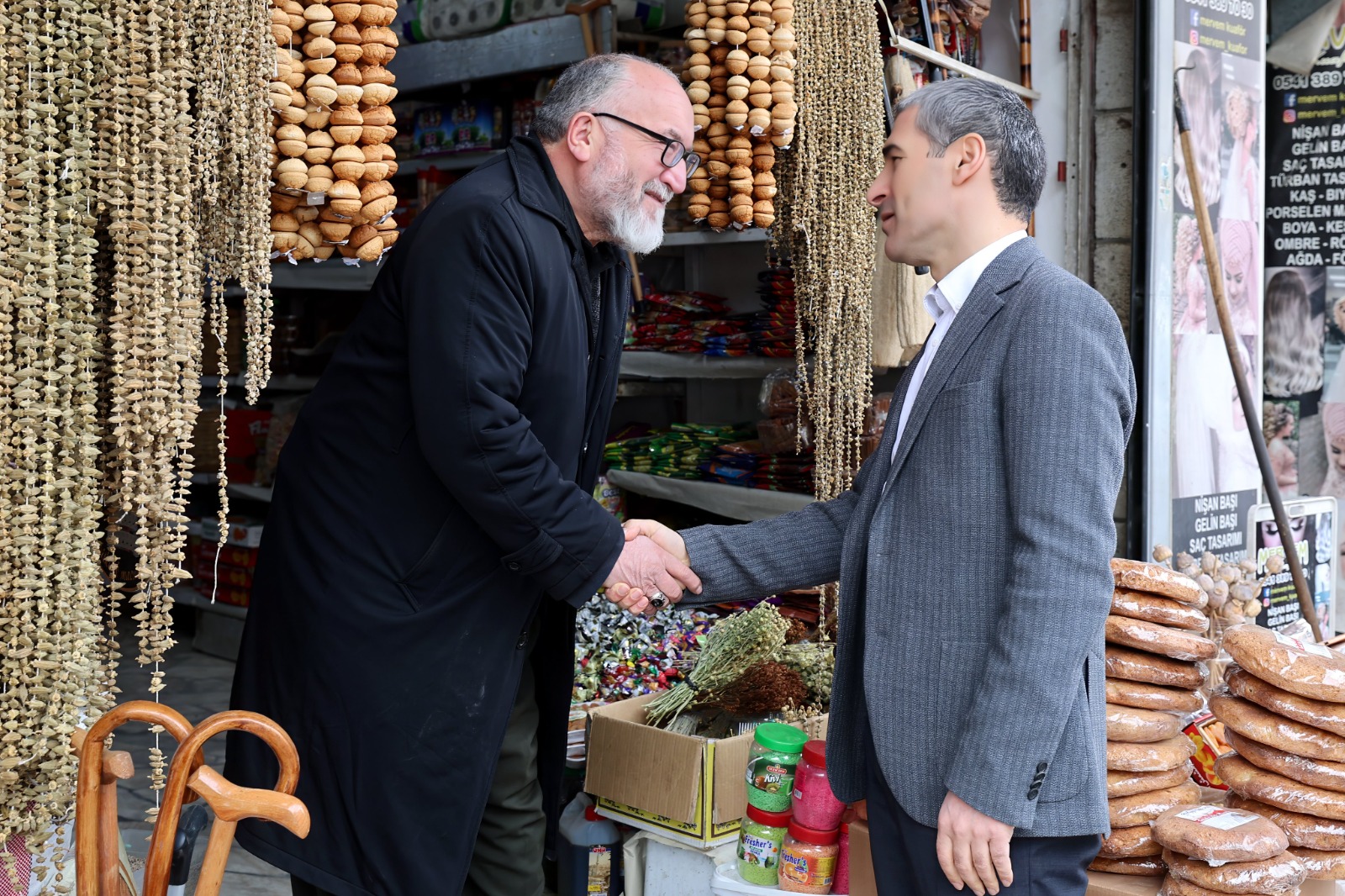 Vali Naci Aktaş Tarihi Demirciler Çarşısı’nı Ziyaret Etti