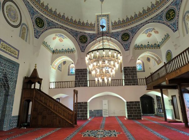 Bakan Ersoy Duyurdu 3 Tarihi Cami Ramazan Bayramı’nda Yeniden İbadete Açılıyor