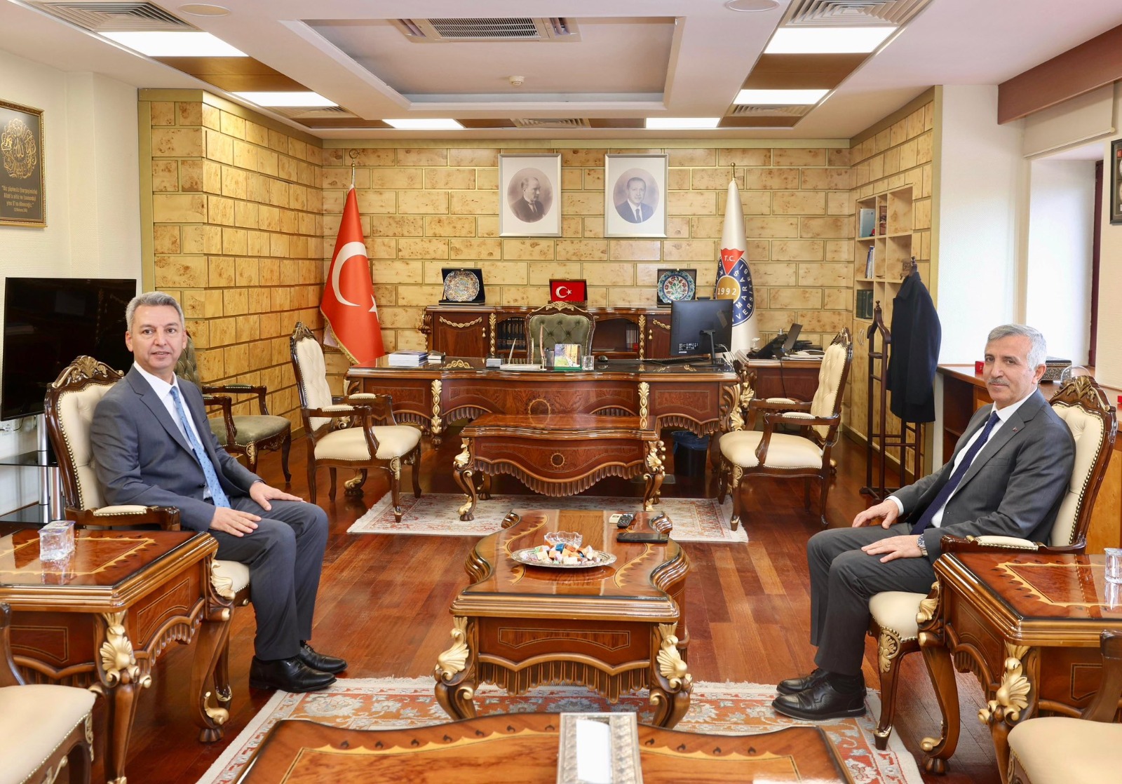 Vali Ünlüer’den Hayırlı Olsun Mesajı