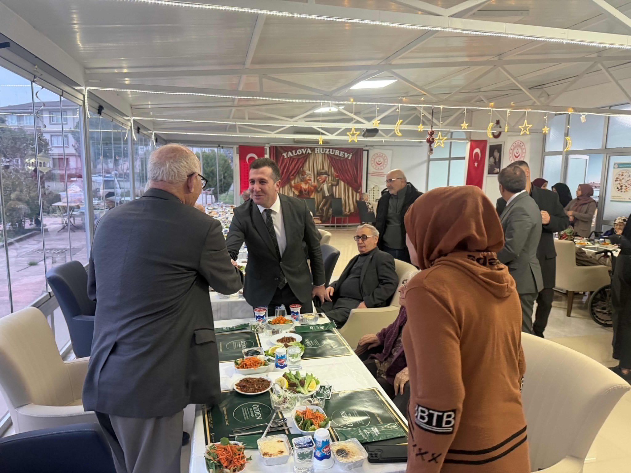 Yalova Huzurevi’nde Gönülleri Isıtan İftar Buluşması