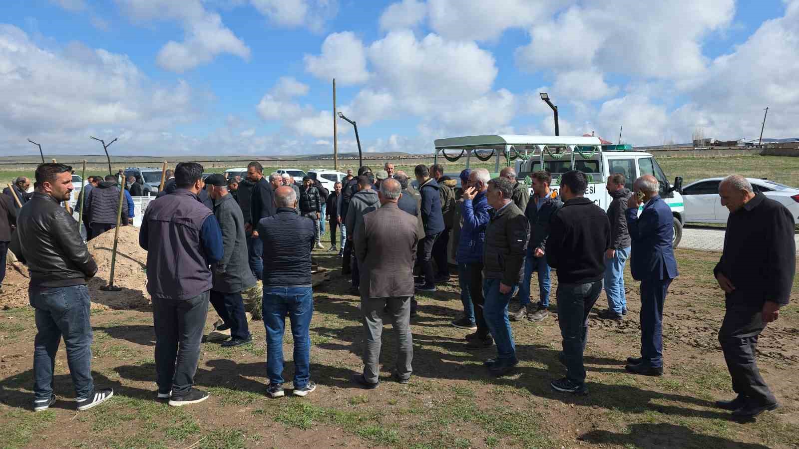 SUAT BARAN – VAN /