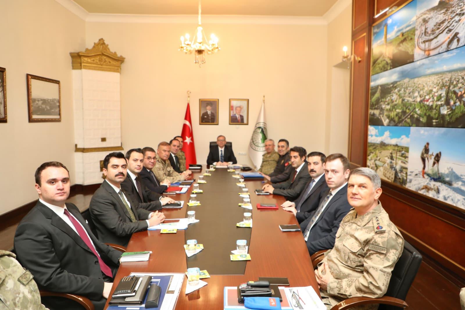 CEM DAŞDELEN- KARS / TEKHA