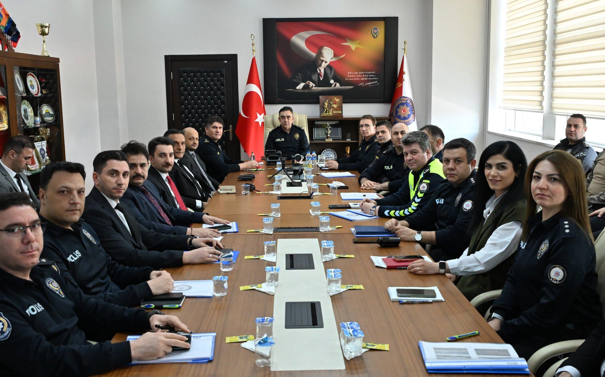 CEM DAŞDELEN- KARS / TEKHA