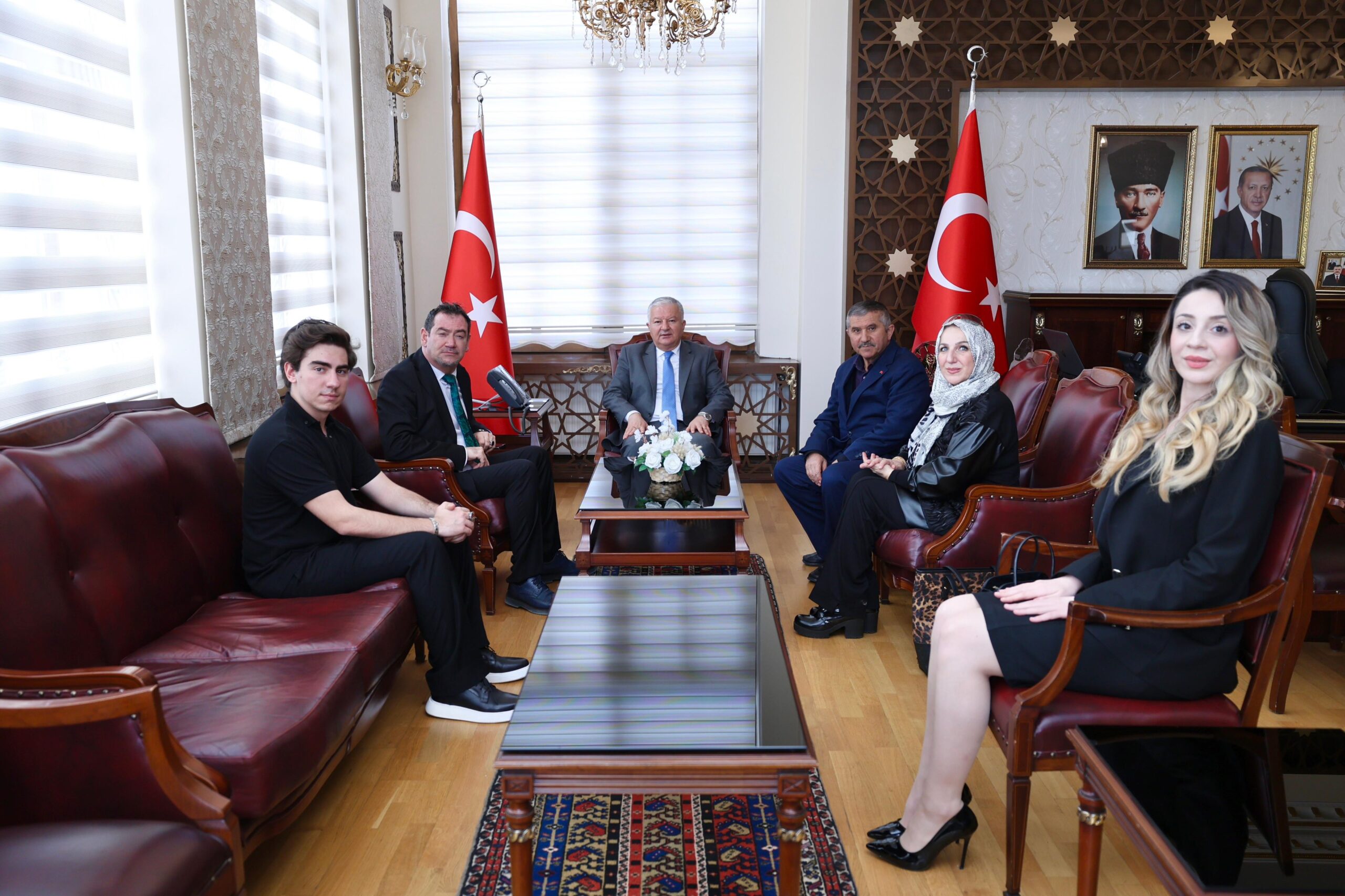 Türkiye’nin İlk Uzay Mühendislerinden Turgay Karakaş’tan Aksaray Valiliği’ne Ziyaret