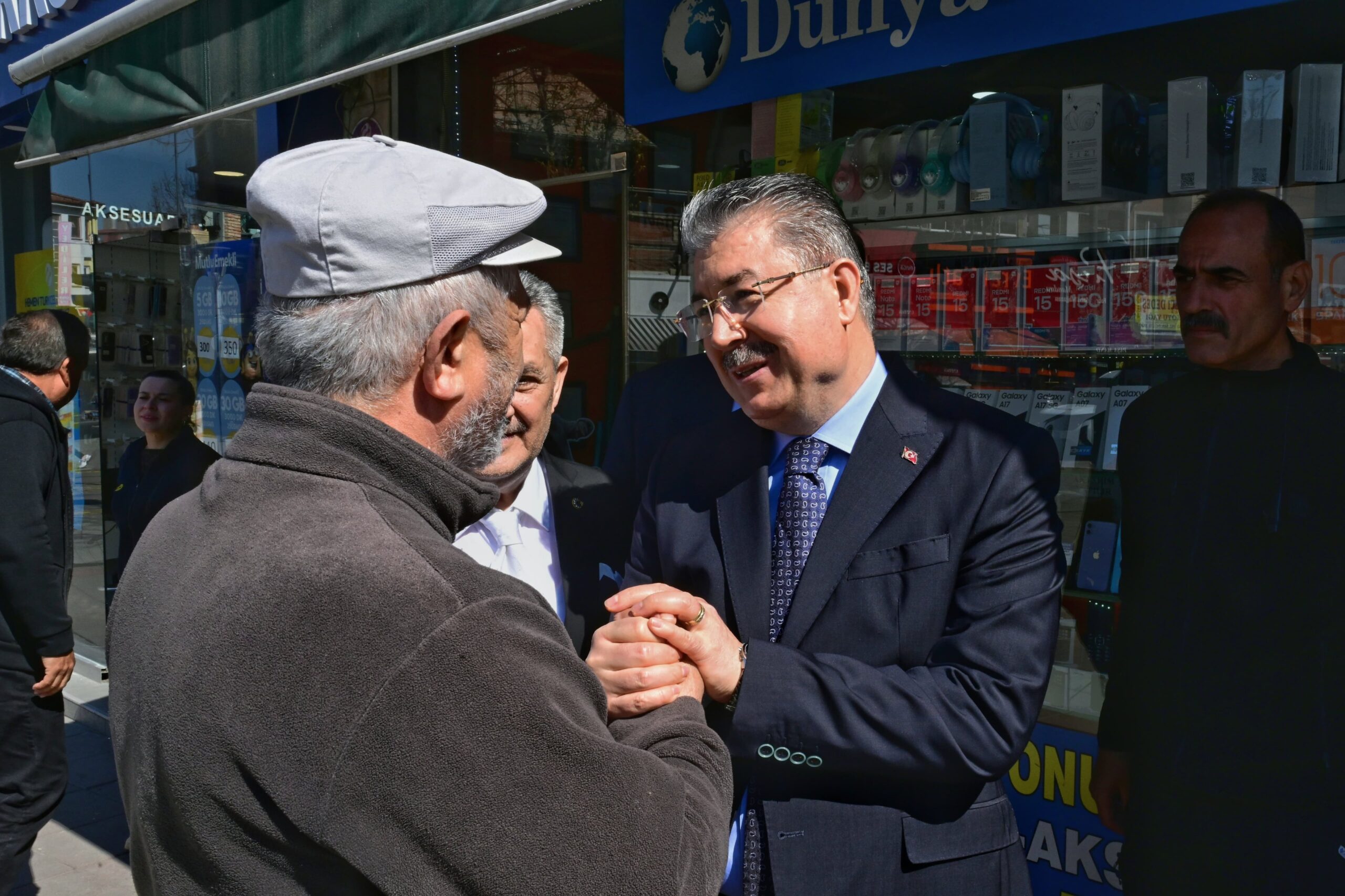 Vali Dr. Erdinç Yılmaz’dan Taşbaşı Esnafına Ziyaret