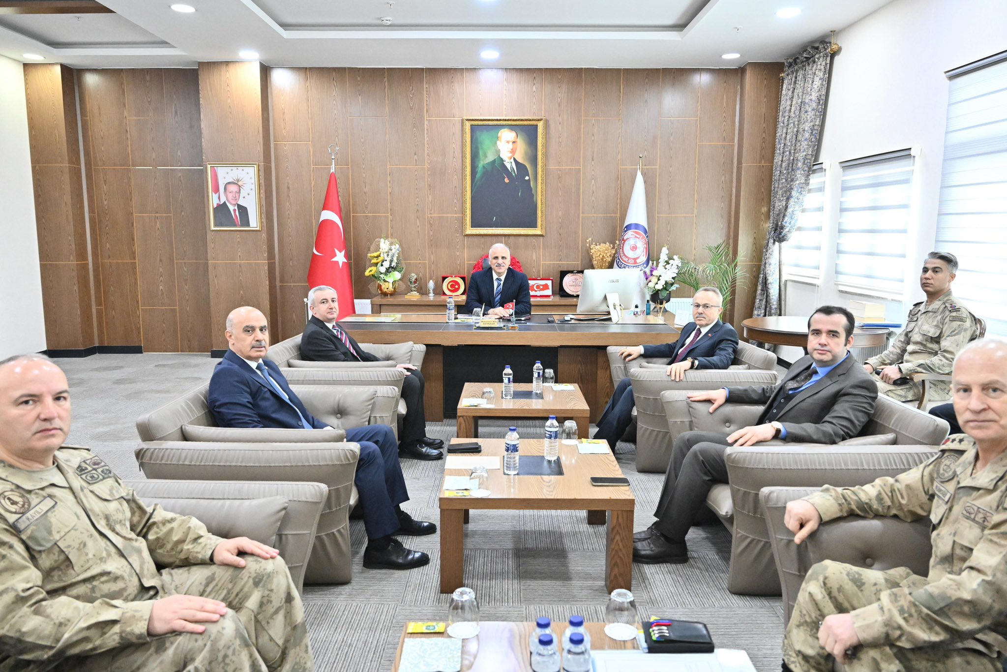 Vali Murat Zorluoğlu’ndan Lice Kaymakamlığı’na Ziyaret