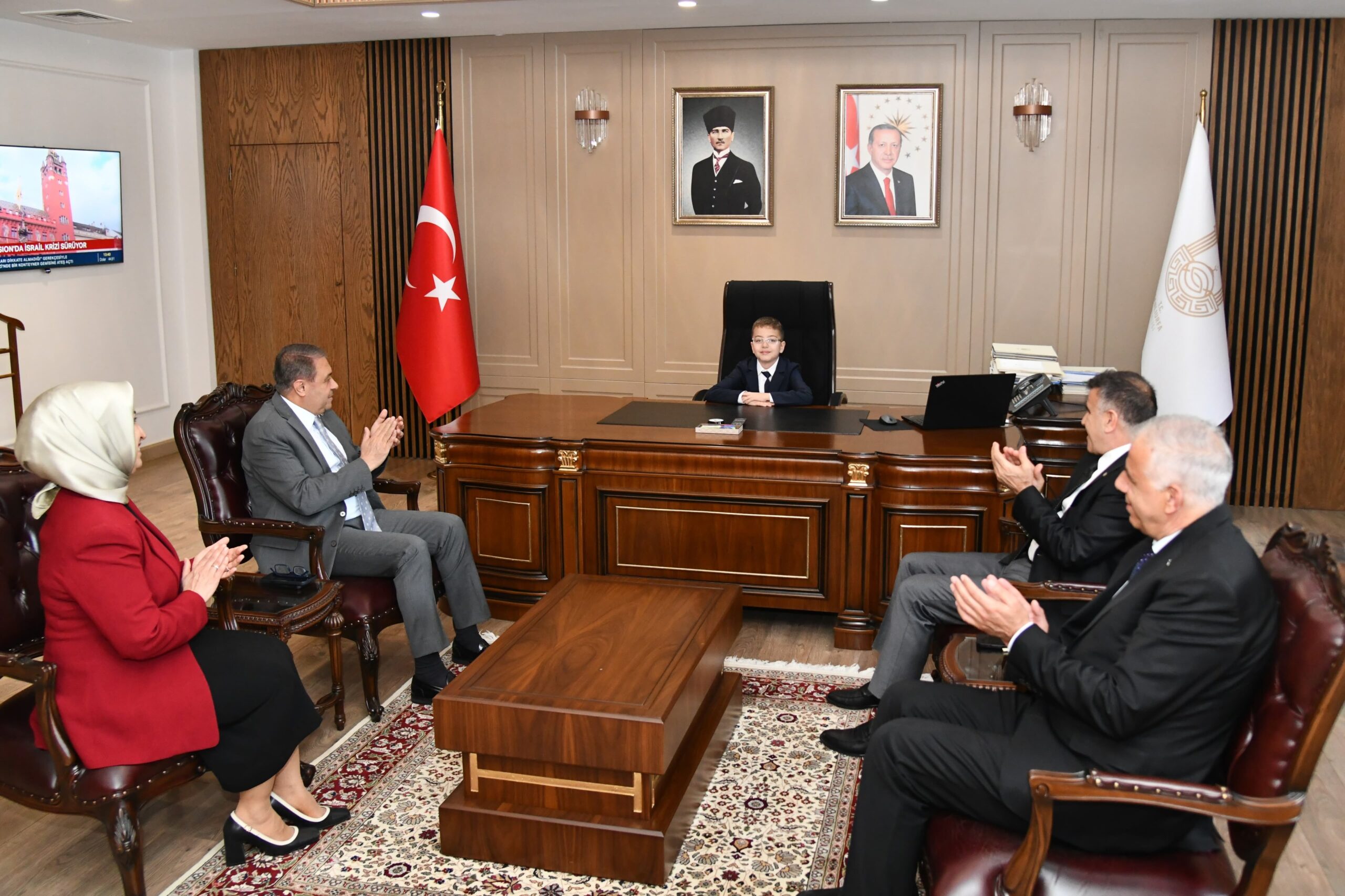 ŞANLIURFA / TEKHA Şanlıurfa Valisi