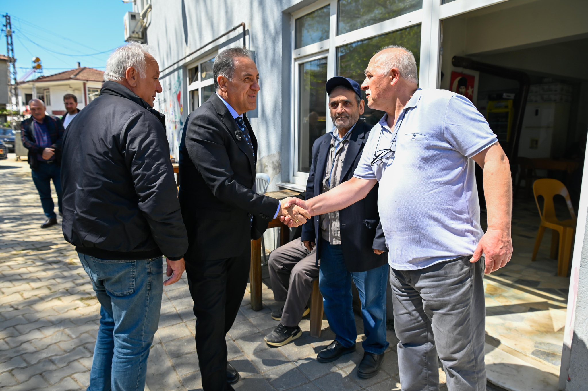 Vali Usta, Vatandaşların Taleplerini Yerinde