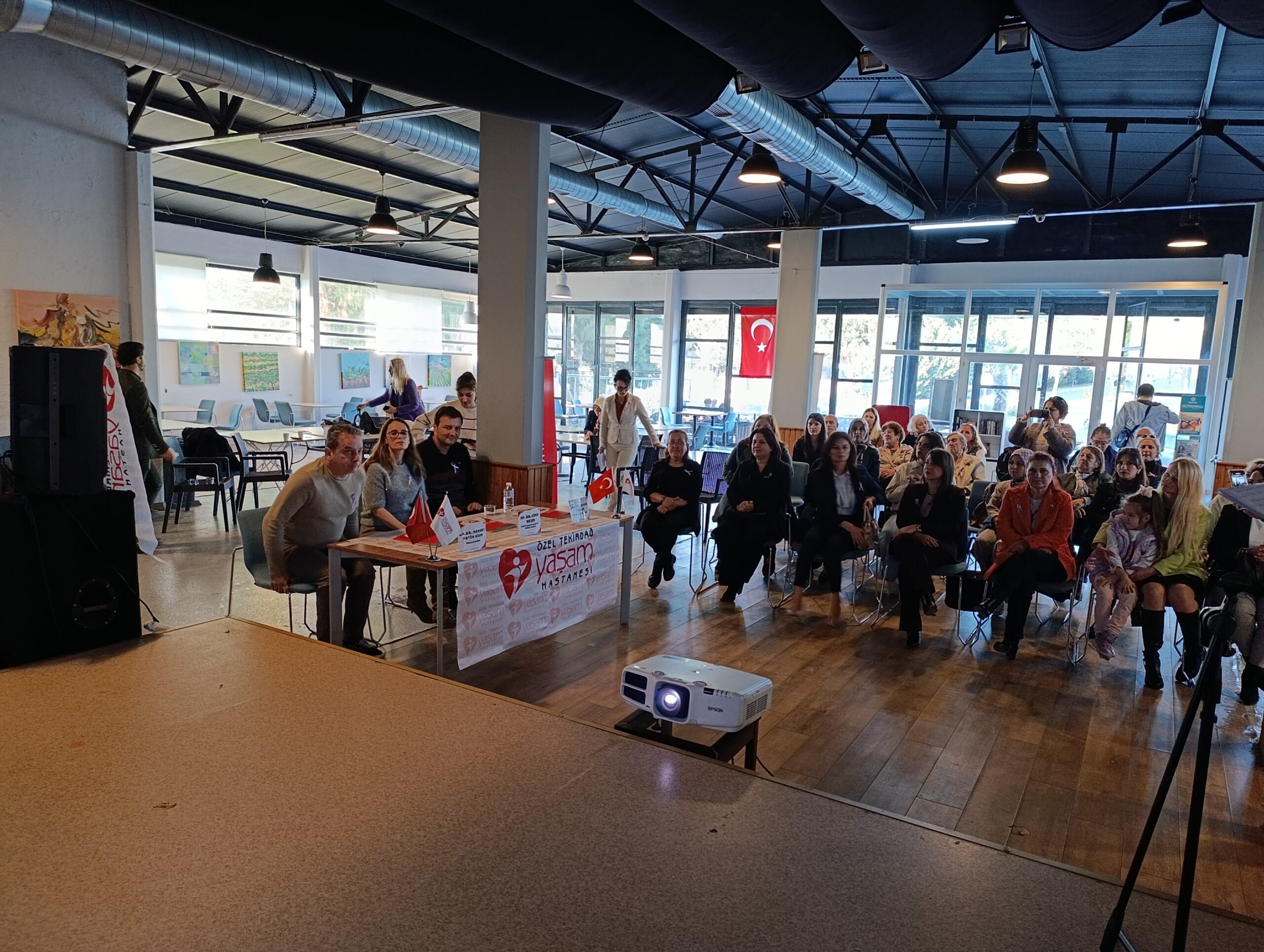 1-7 Nisan Kanserle Mücadele Haftası’nda Tekirdağ’da Bilgilendirme Konferansı