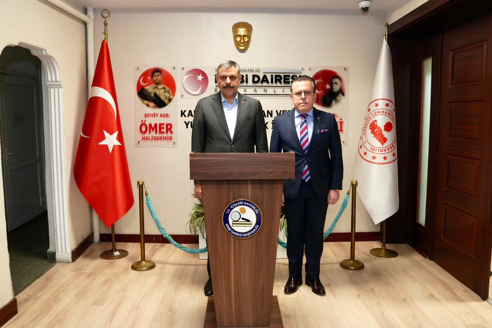 İçişleri Bakanı Çiftçi Kaçakçılıkla Mücadele Çalışmalarını Değerlendirdi