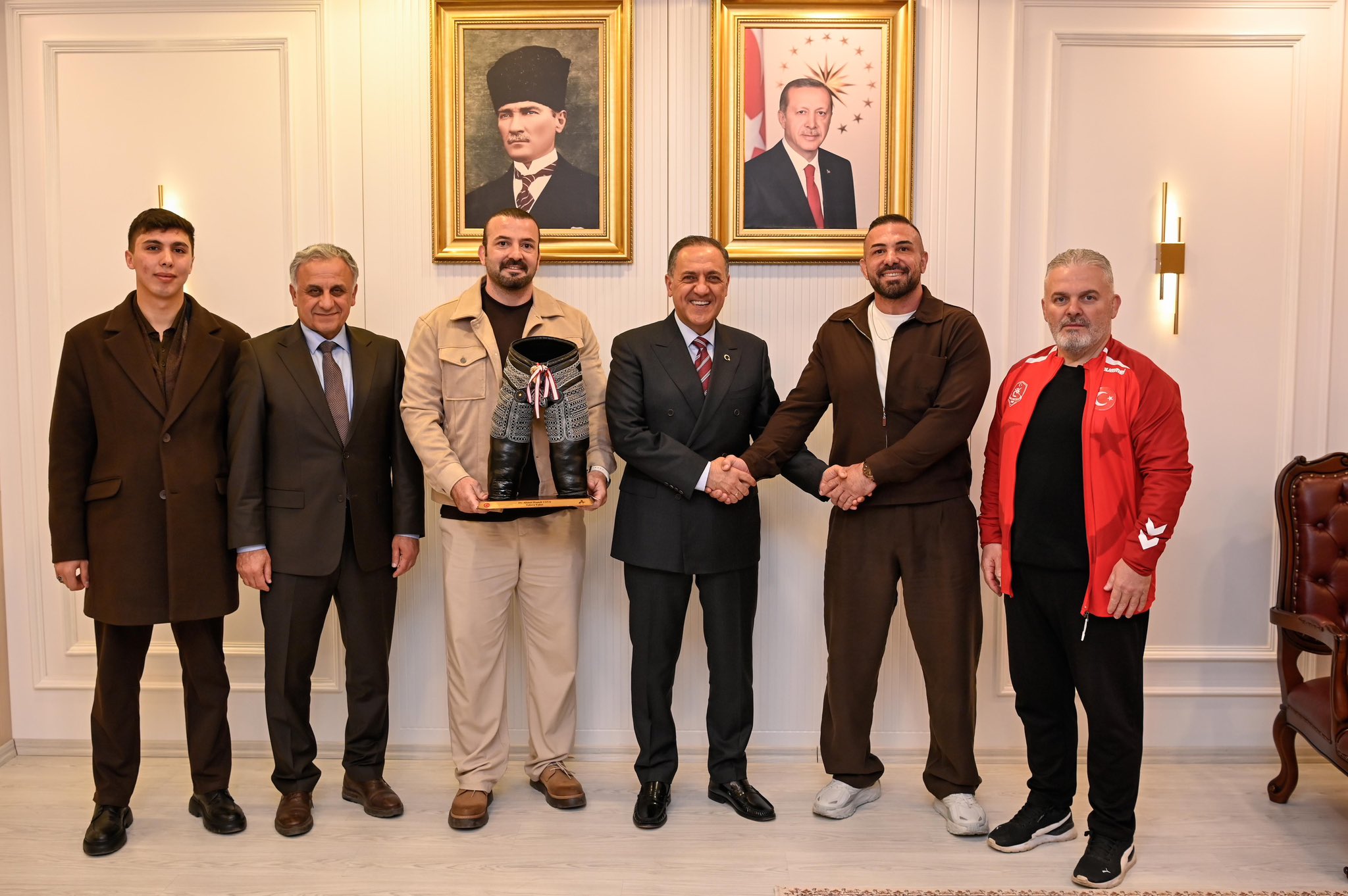 Yalova Valiliğinde Spor Ve Sivil