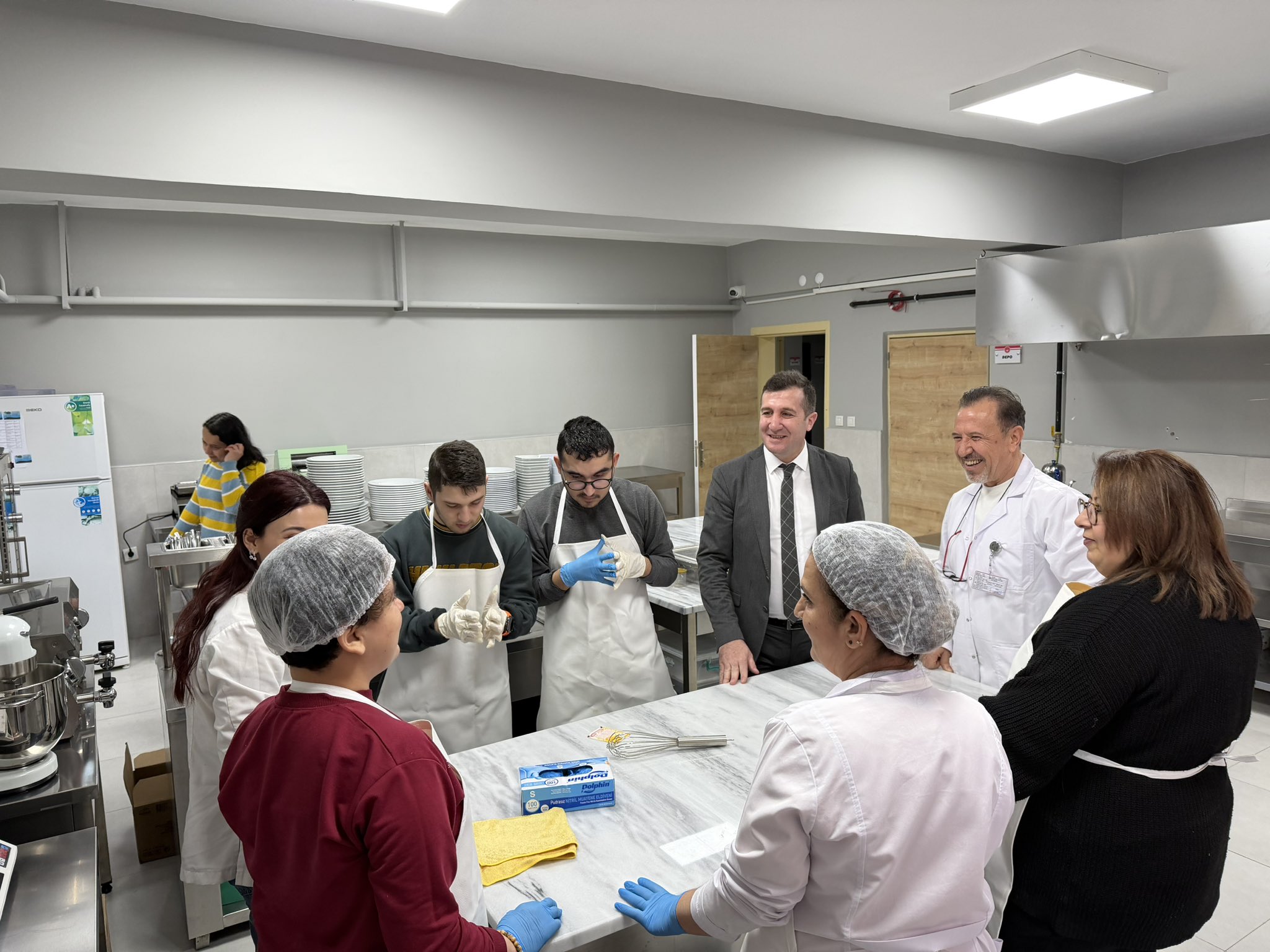 Yalova İl Müdürü Arif Laçin Yeni Merkezi İnceledi