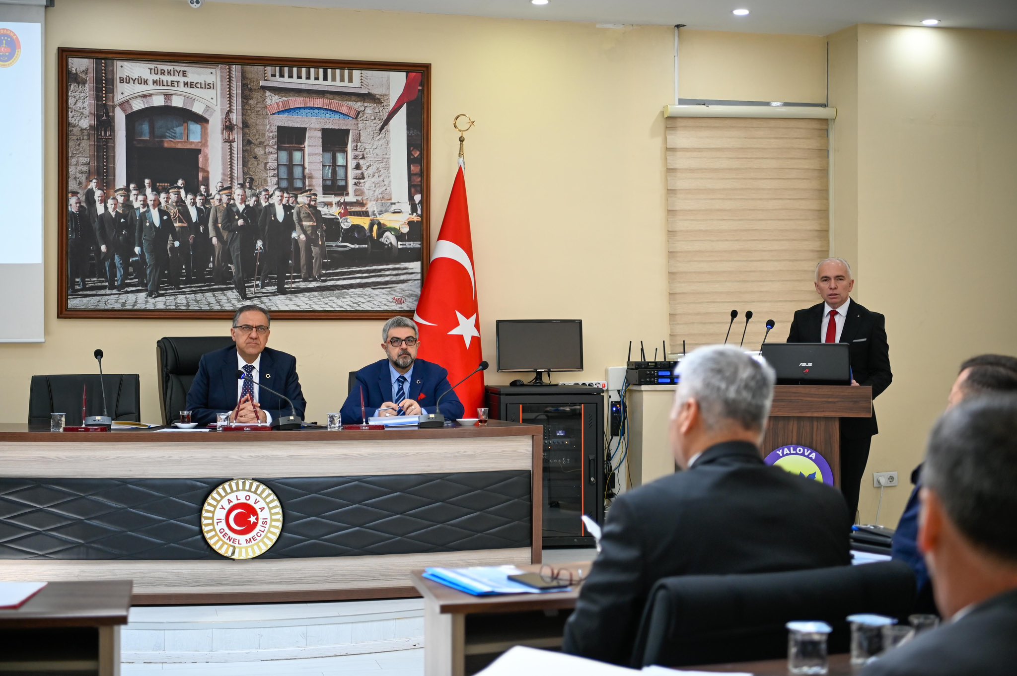 Yalova Valisi Dr. Ahmet Hamdi