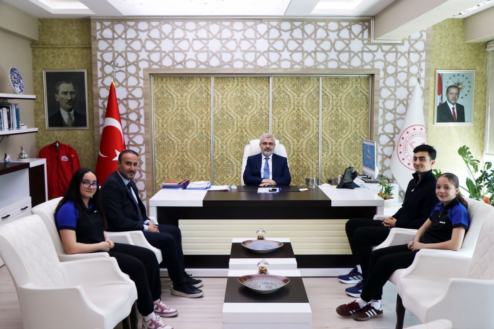 Yalova Sevim Göğez Ortaokulu Yıldız