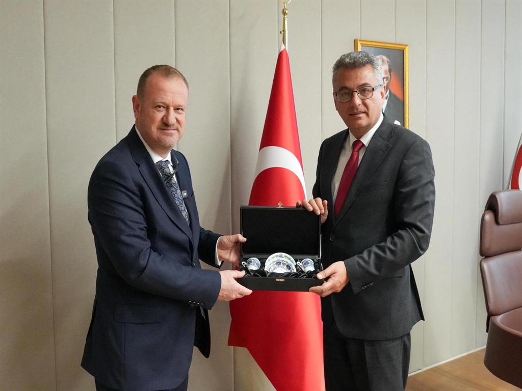 KKTC / TEKHA Radyo ve