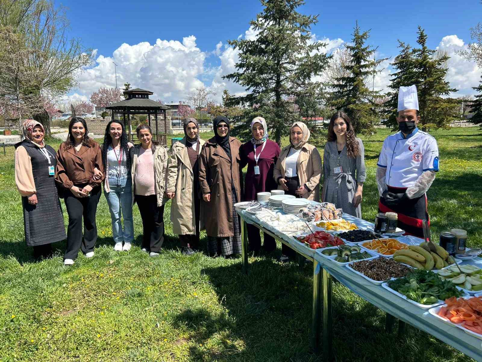 SUAT BARAN – VAN /