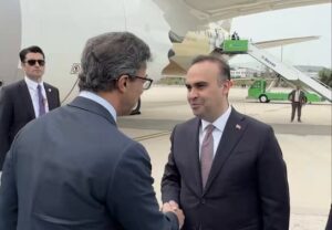Bakan Kacır: BAE Başkan Yardımcısı Şeyh Mansur Bin Zayed Al Nahyan SAHA EXPO’da Ağırlandı