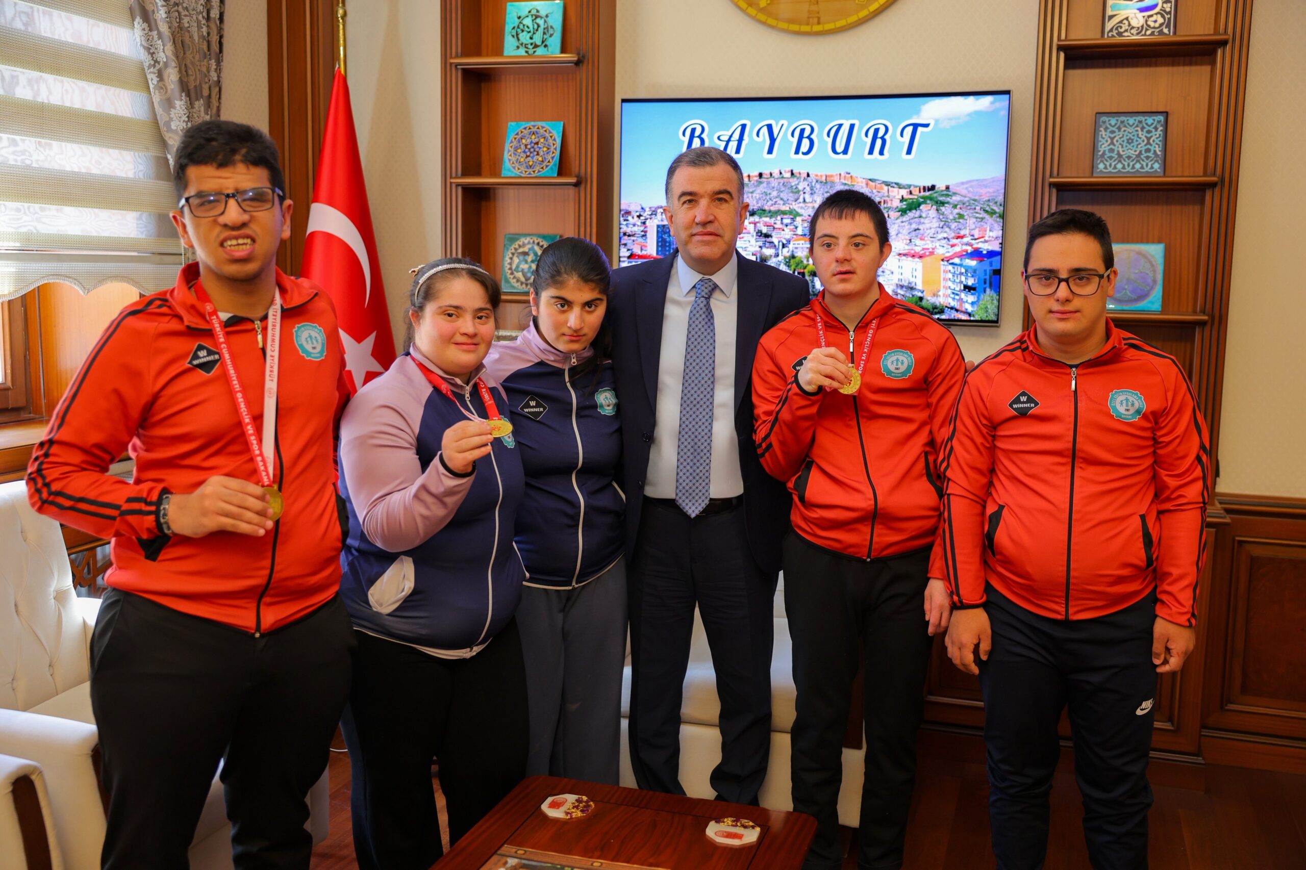 BAYBURT / TEKHA Bayburt Valisi