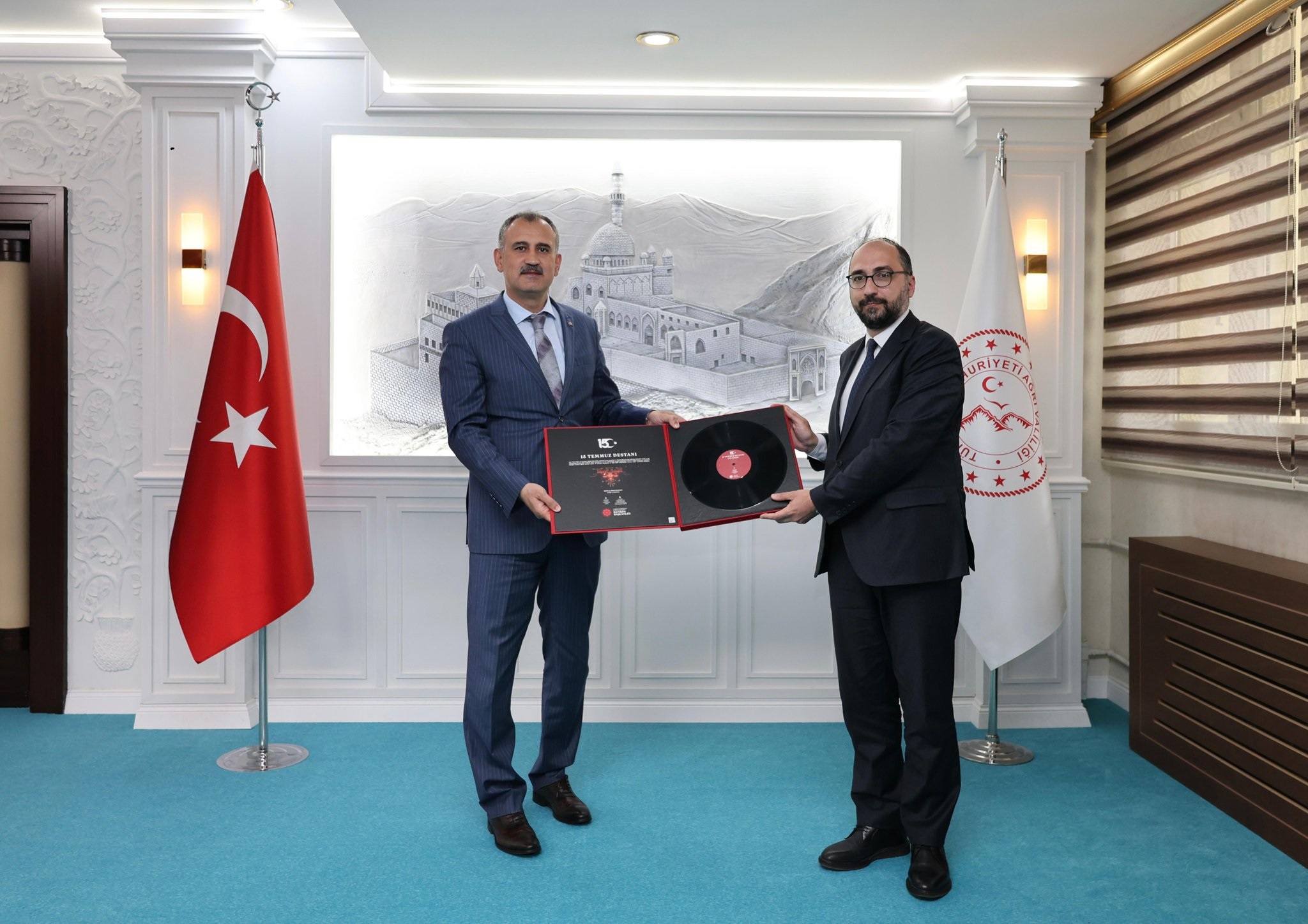 Servet ARSLAN/AĞRI-TEKHA Ağrı Vali Dr