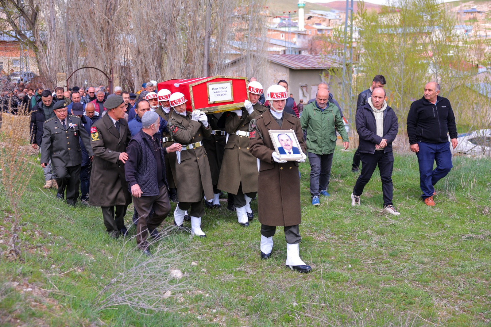 BAYBURT / TEKHA Bayburt Valisi