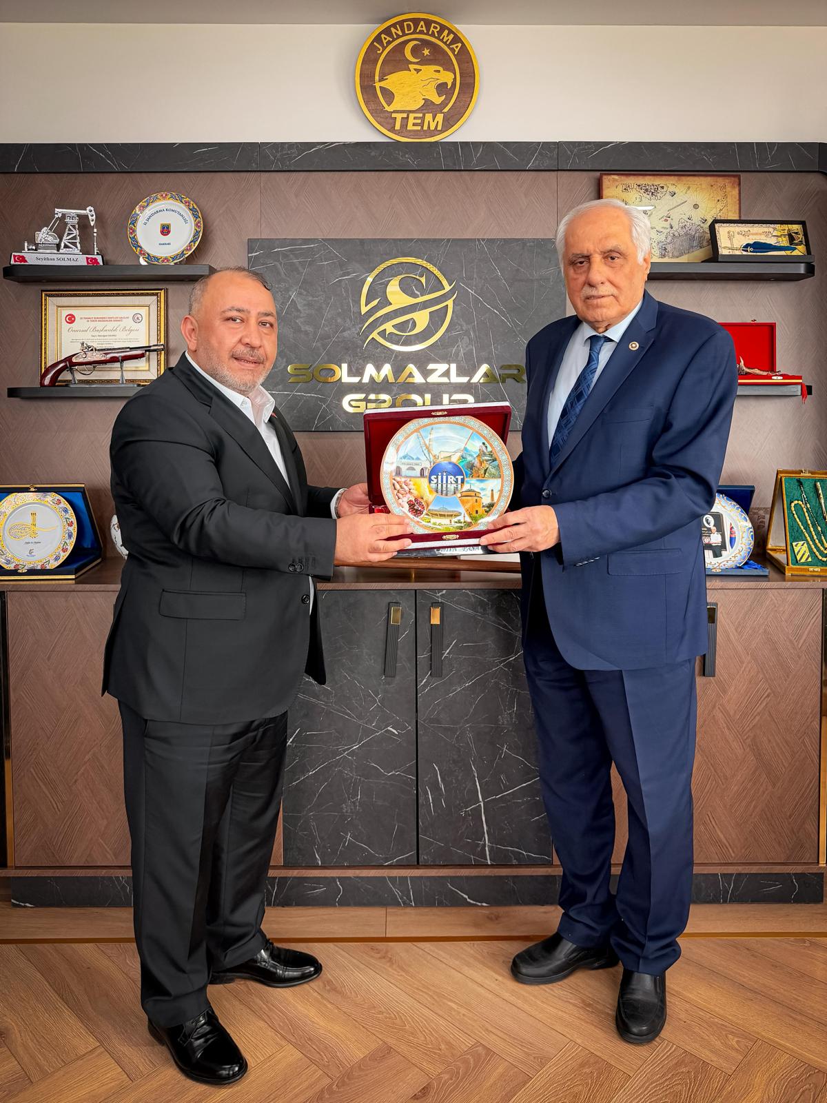 Siirt Vakfı Ankara Şubesi yönetimi,