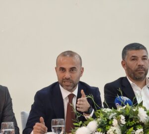 AK Parti Yalova İl Teşkilatı’ndan CHP’li Belediyelere Sert Eleştiri: “Özlü Sözler Yapılmayan Hizmetin Üstünü Kapatmıyor”