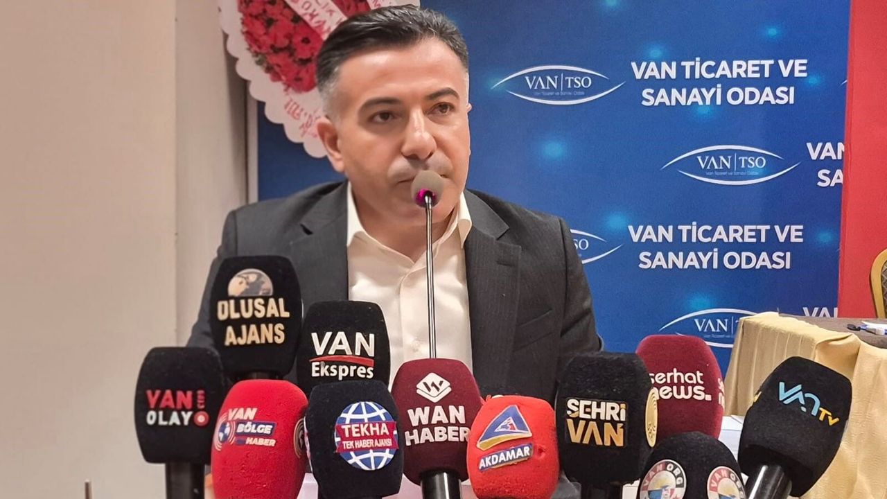 SUAT BARAN- VAN / TEKHA