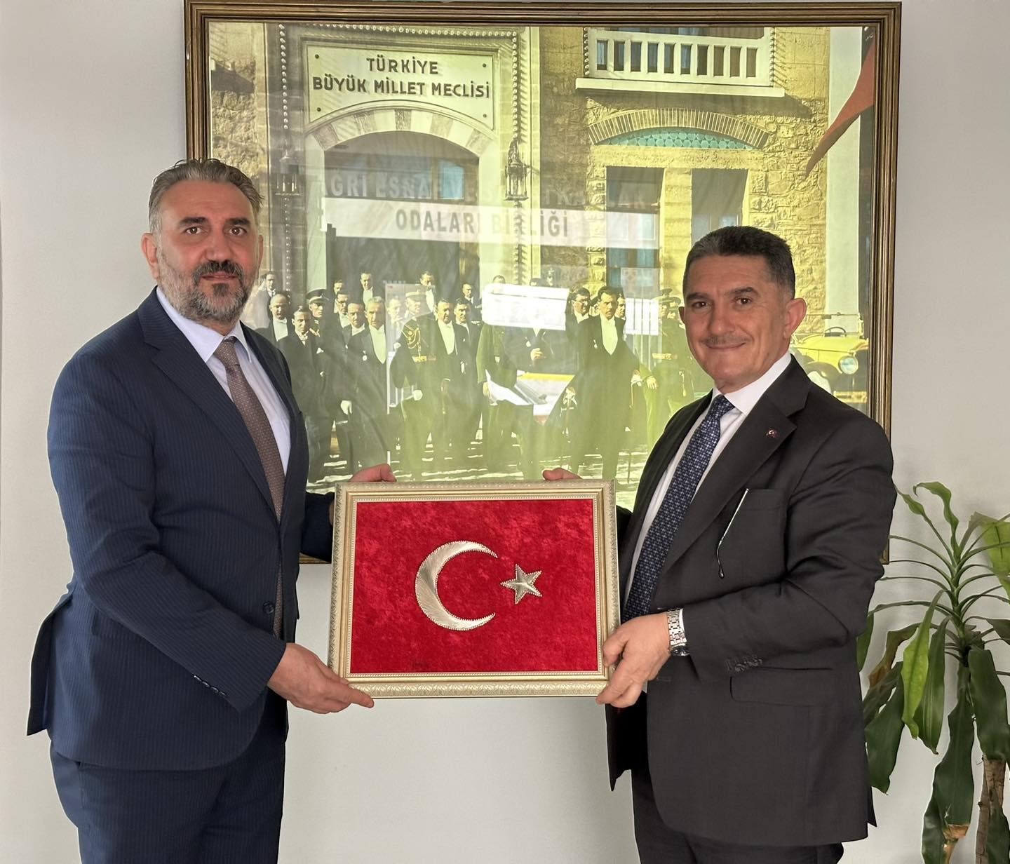 Servet ARSLAN/AĞRI-TEKHA AK Parti Eski