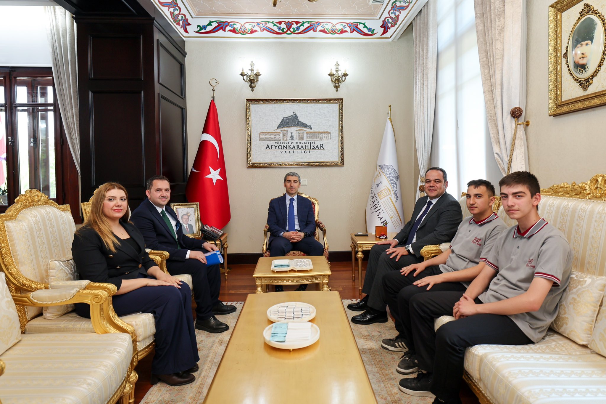 AFYONKARAHİSAR / TEKHA Afyonkarahisar Valisi