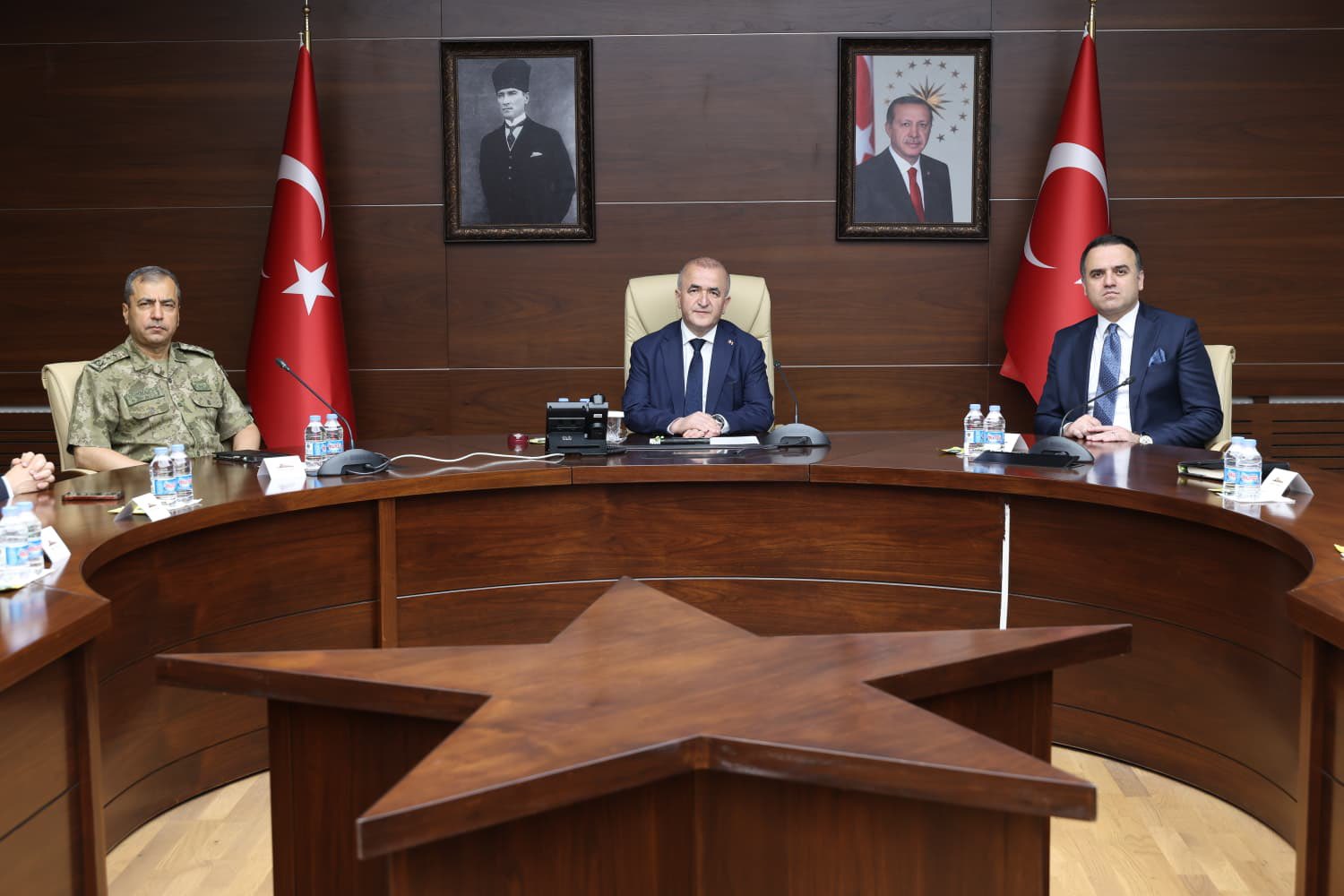 ELAZIĞ / TEKHA Elazığ Valisi