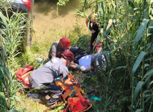 Yalova’da Dereye Uçan Sürücü İçin Ekipler Seferber Oldu