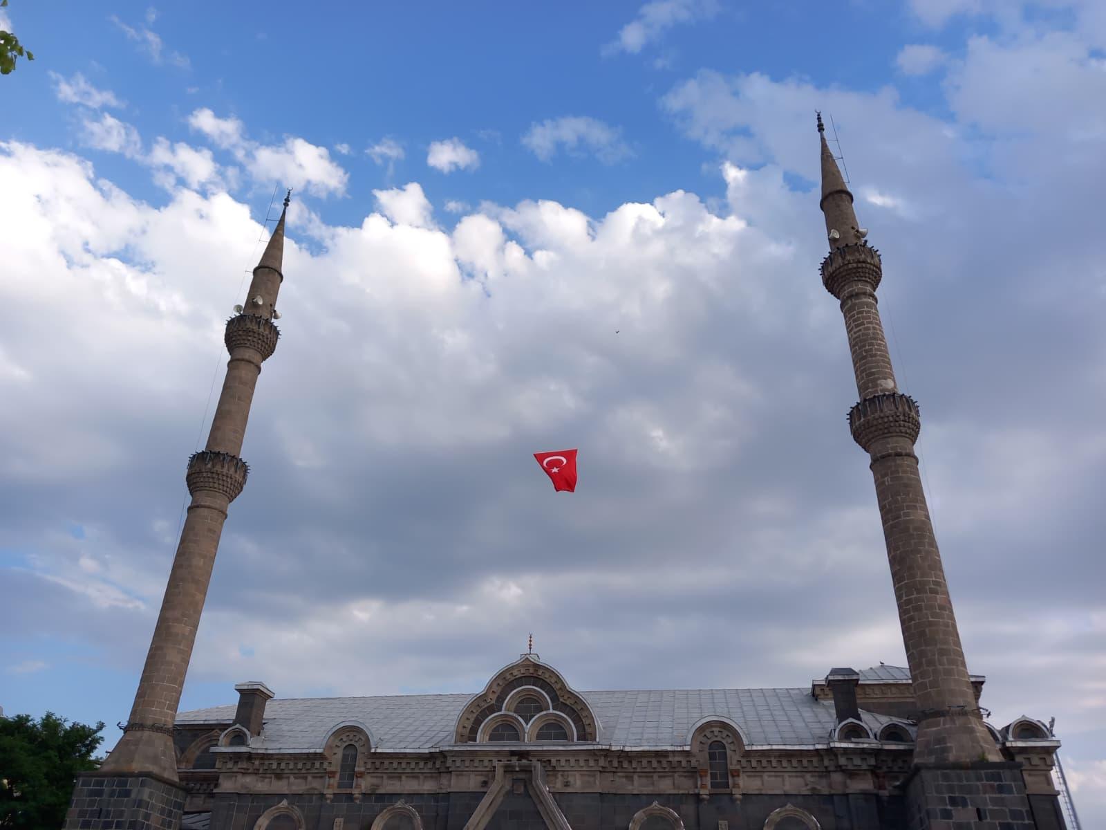 CEM DAŞDELEN- KARS / TEKHA