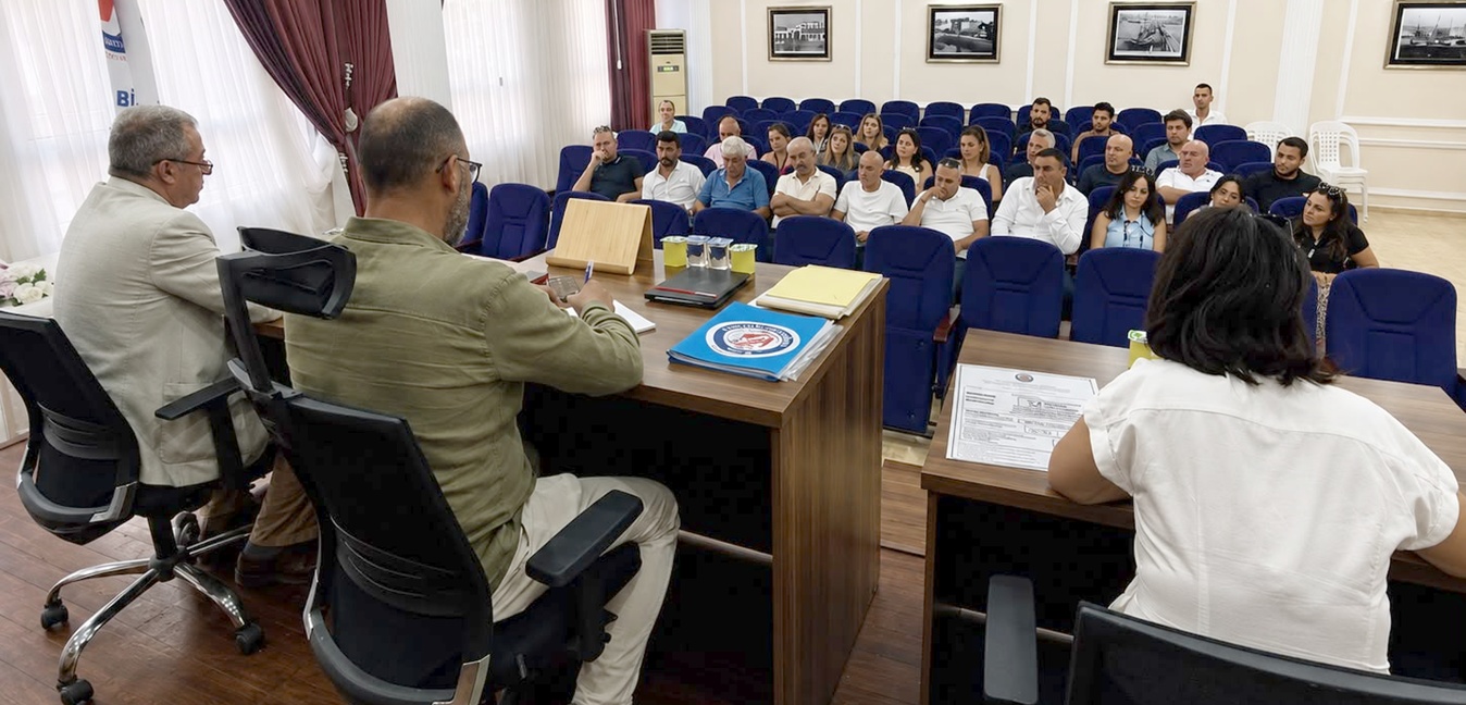 Gelibolu’da müteahhit ve emlakçılar toplantısından Fakülte önerisi çıktı