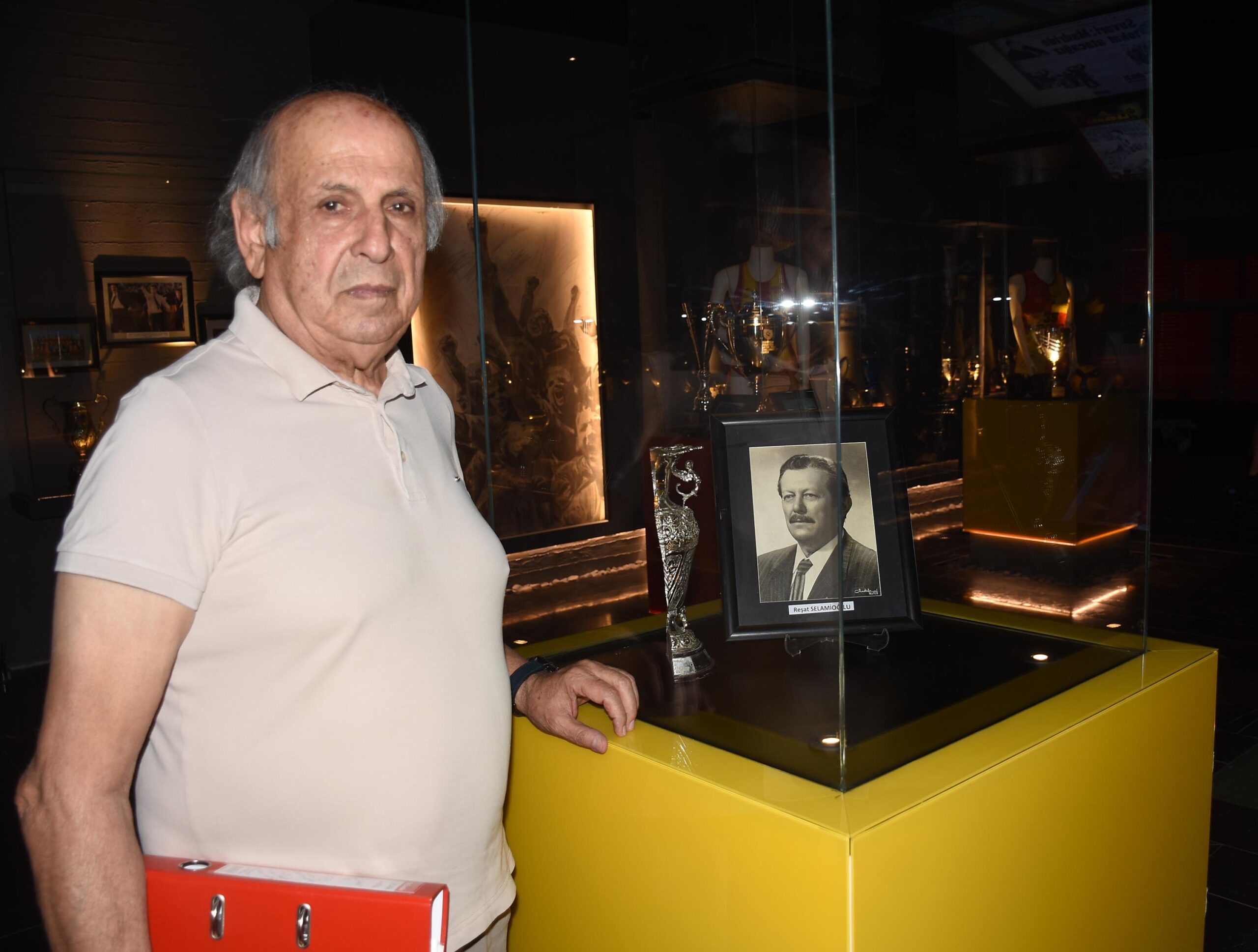 Göztepe ile Galatasaray Arasındaki 53 Yıllık Yarım Kupa Hikayesi
