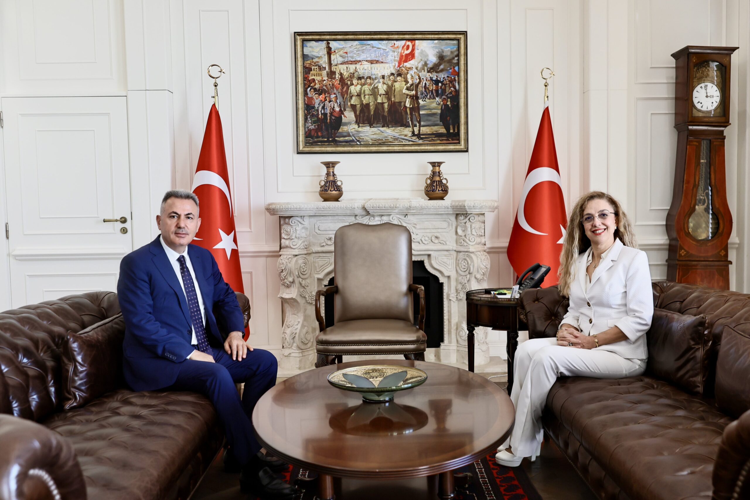 İZMİR / TEKHA İzmir Valisi