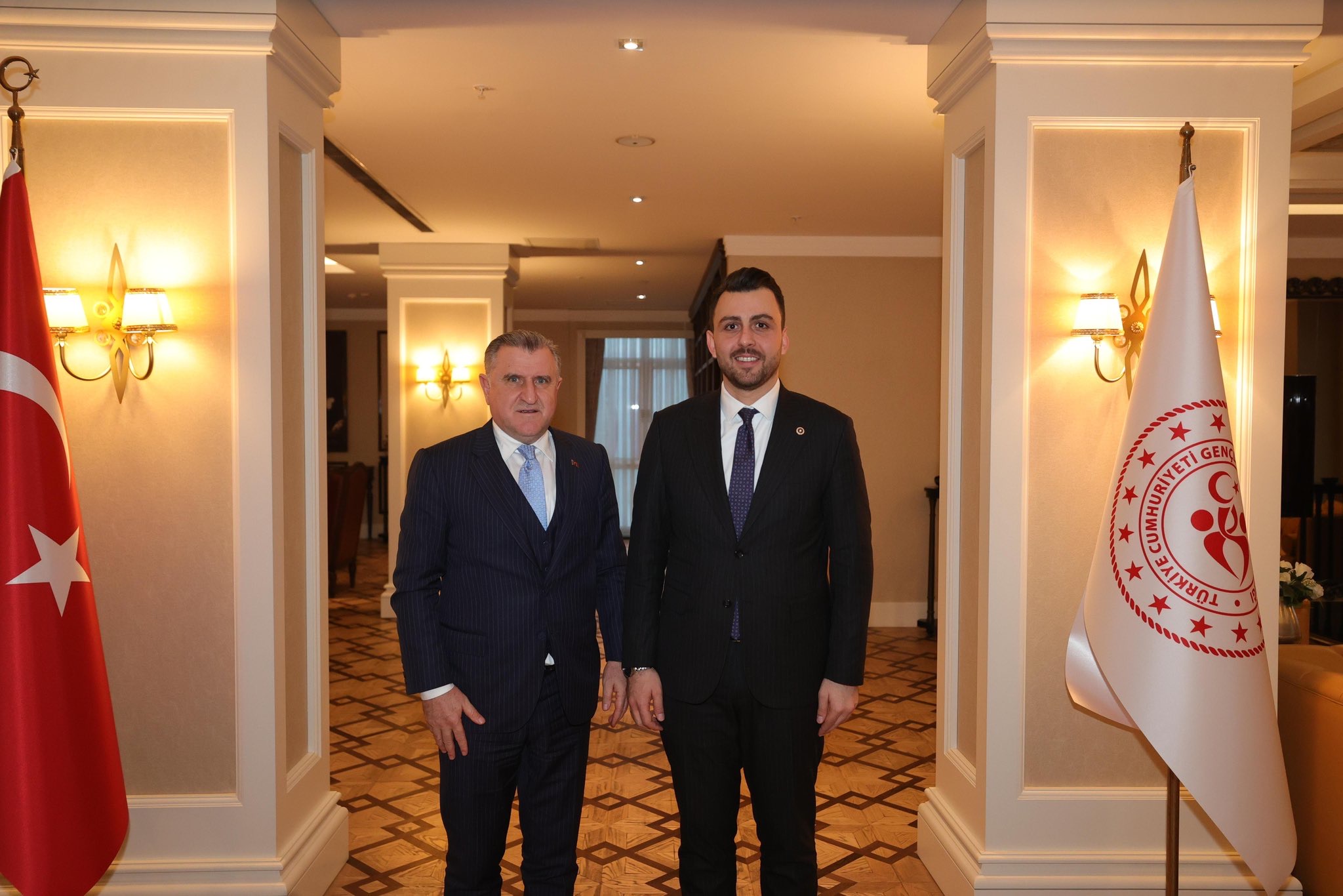 SARA ÇETİNKAYA TEK HA /