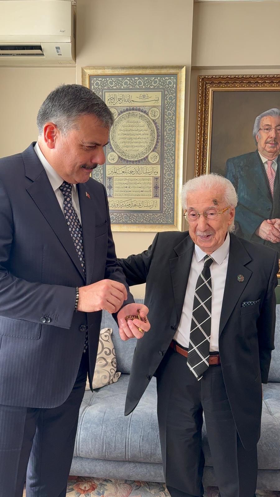 İçişleri Bakanı Mustafa Çiftçi’den Harun Abdülkerim Osmanoğlu’na Ziyaret