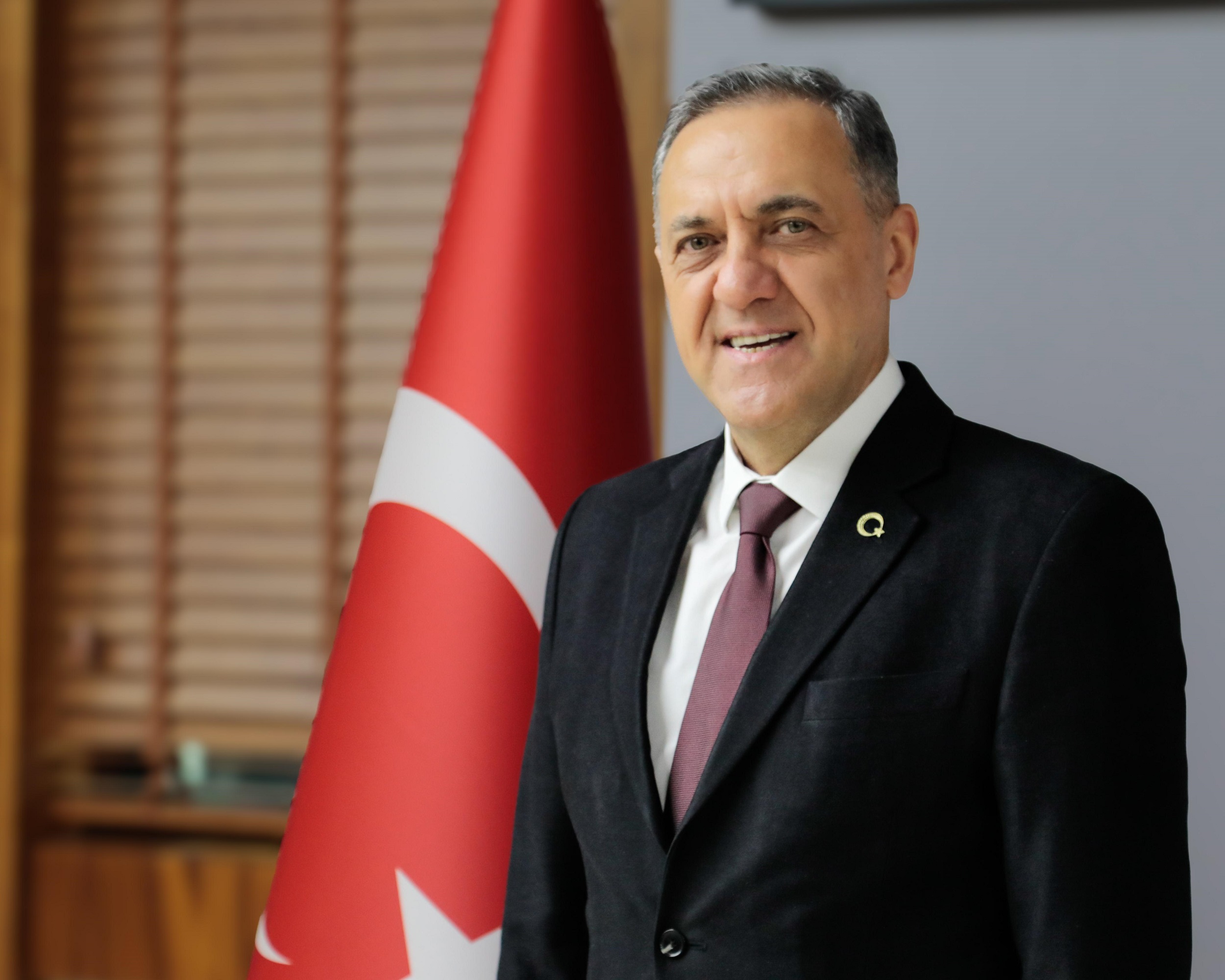 YALOVA / TEKHA Yalova Valisi