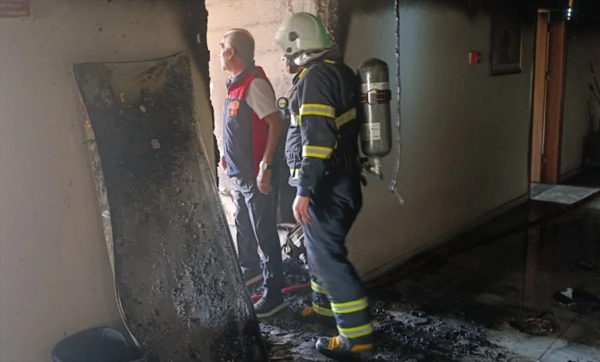 Siirt Üniversitesinde Kız Öğrenci Yurdunda Yangın: 1 Yaralı