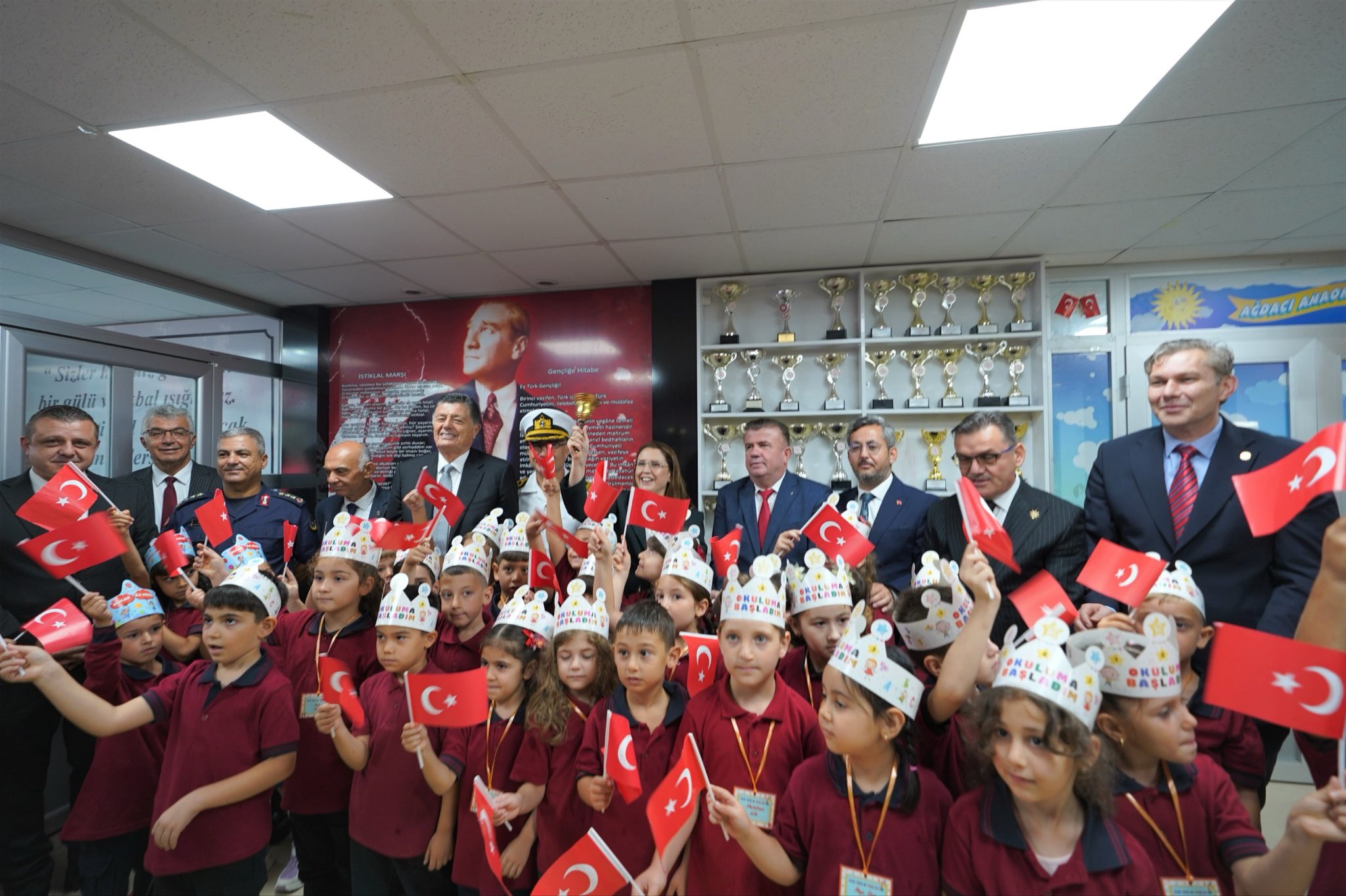 Balıkesir Altıeylül’de Ganime-Hüseyin Bacakoğlu Ortaokulu Hizmete Açıldı