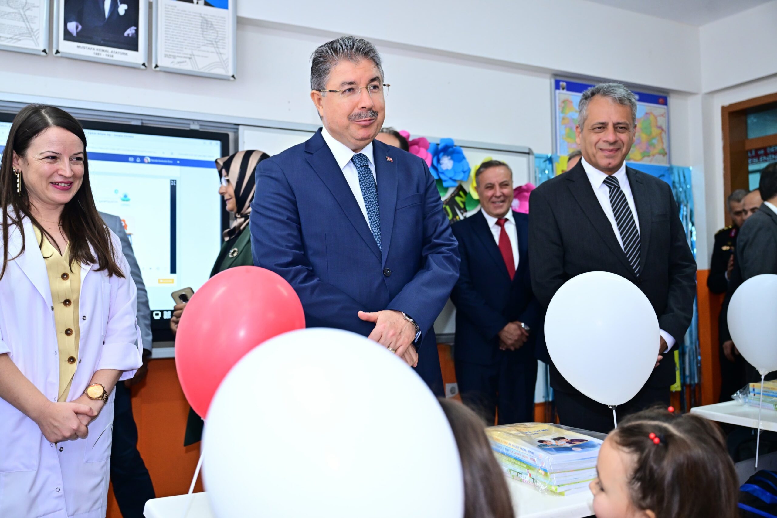 ESKİŞEHİR / TEKHA Eskişehir Valisi