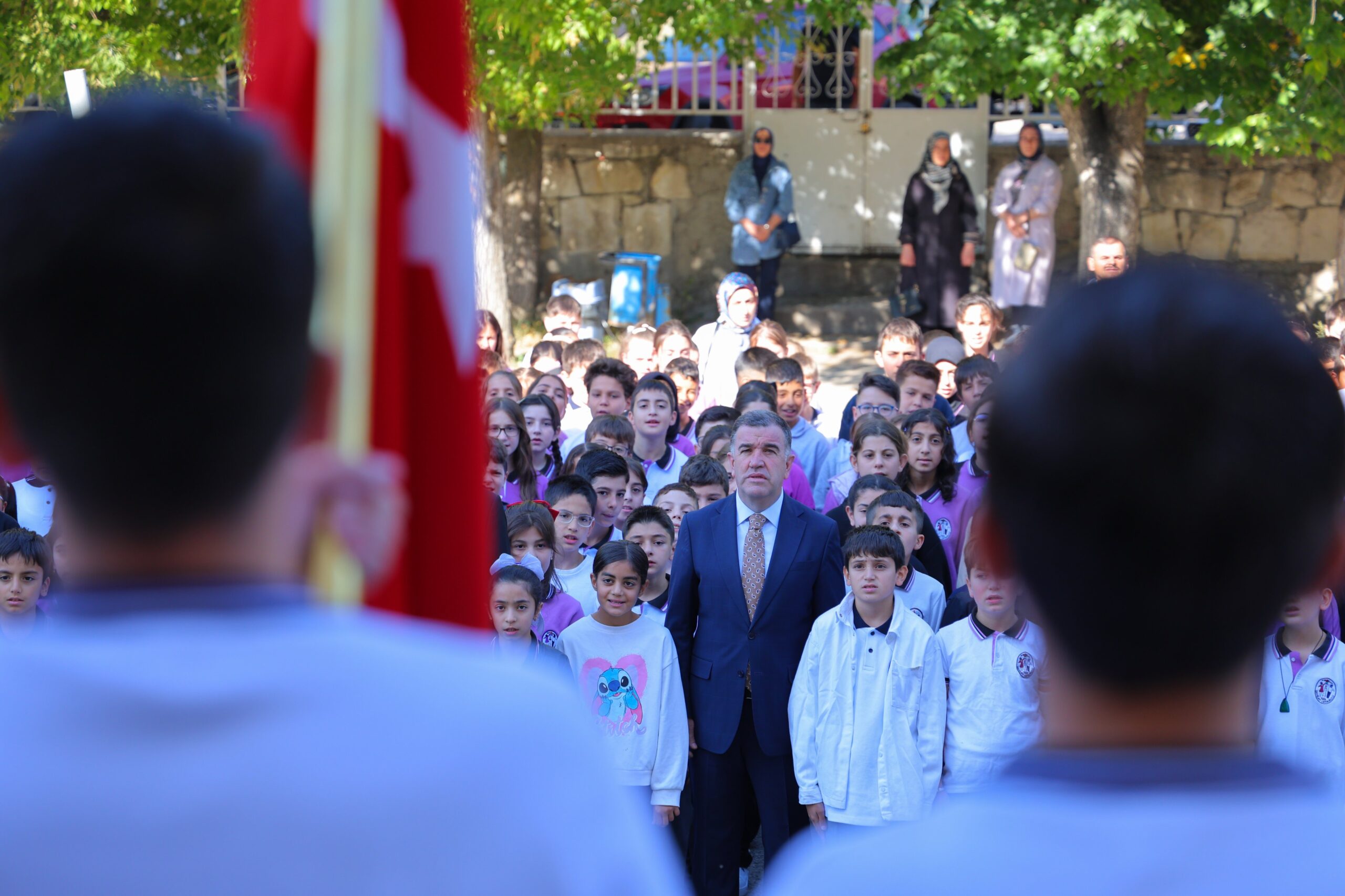 Bayburt Ortaokulunda Yeni Eğitim Döneminin İlk Zili Çaldı