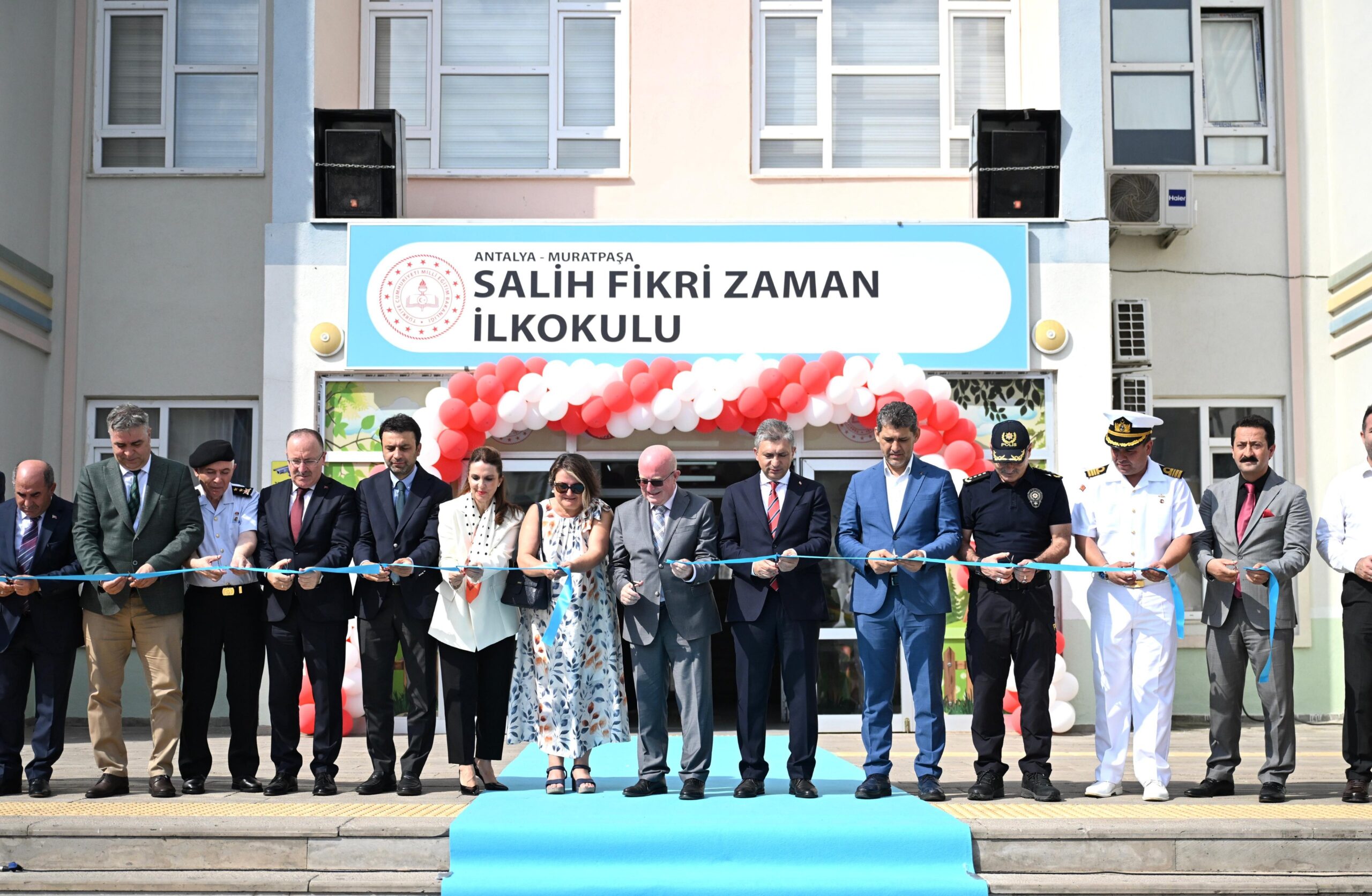 Antalya’da Yeni Eğitim Yılı Başladı: Hayırsever Eseri İlkokul Törenle Açıldı