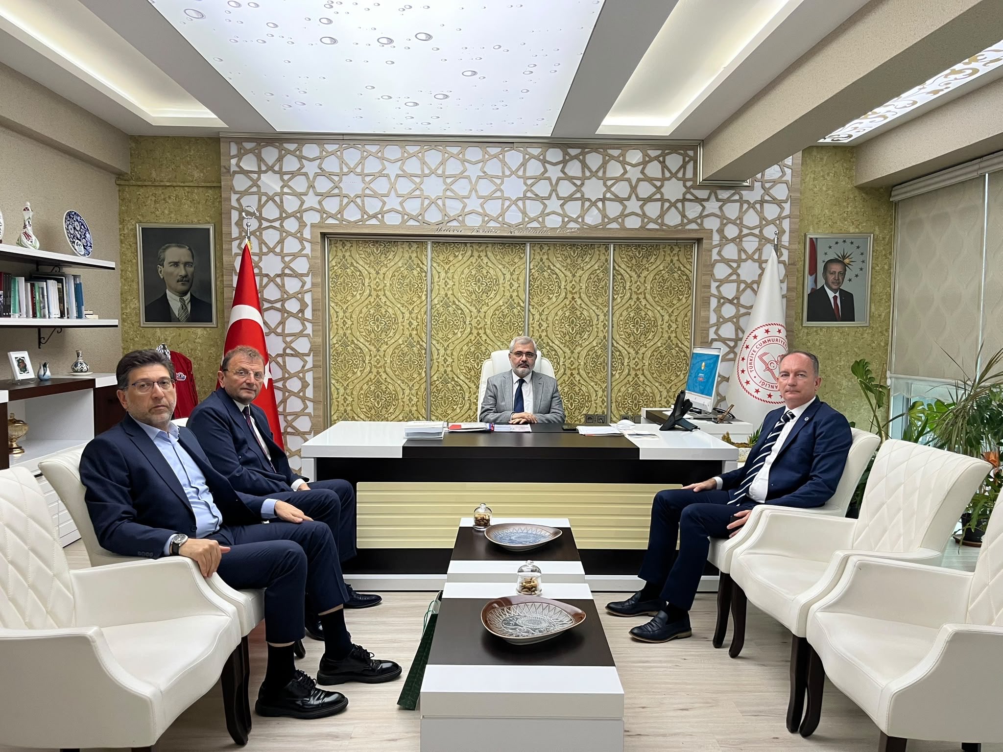 YALOVA / TEKHA Yeşilay heyeti,