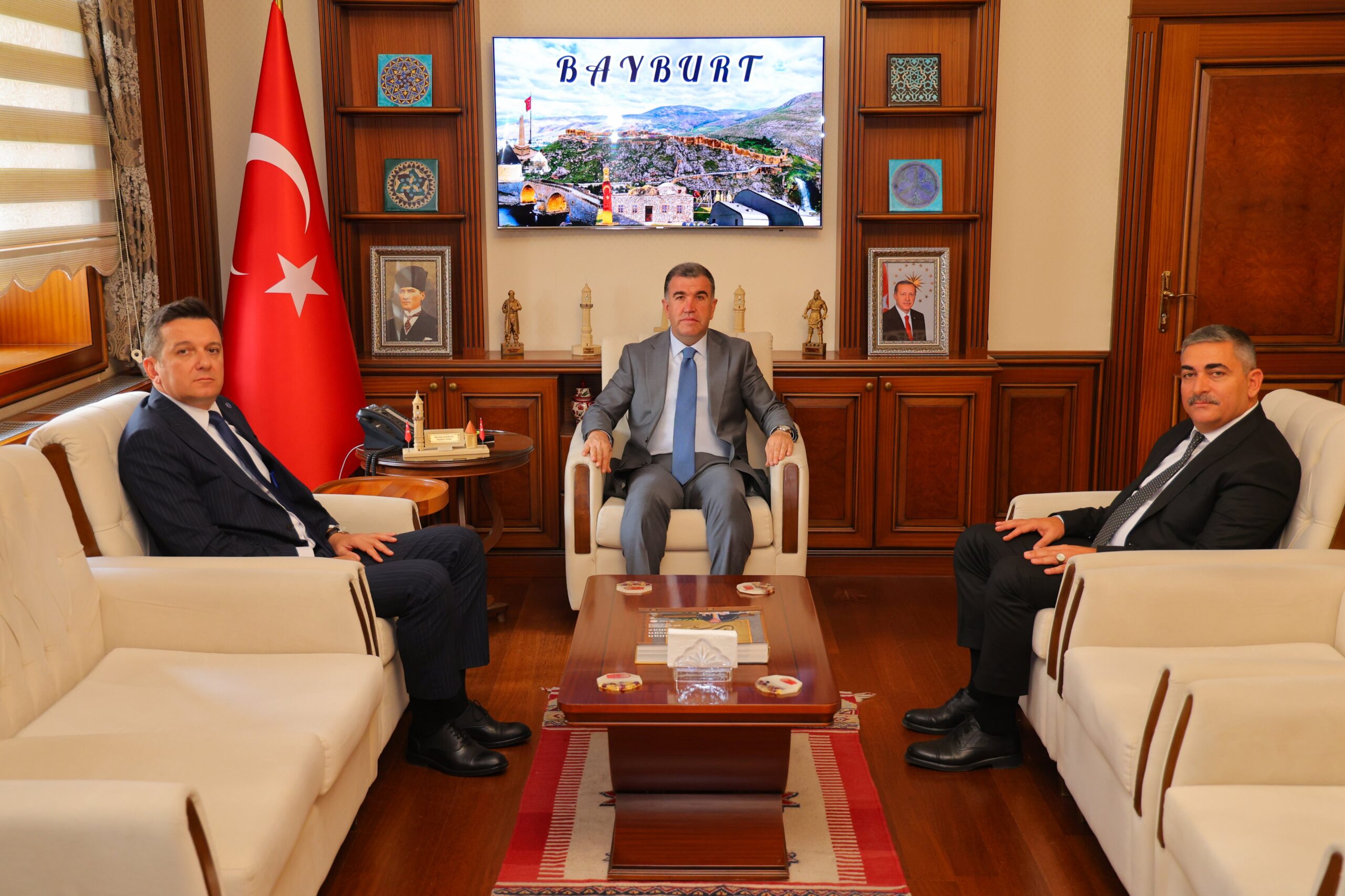 BAYBURT / TEKHA Bayburt Valisi