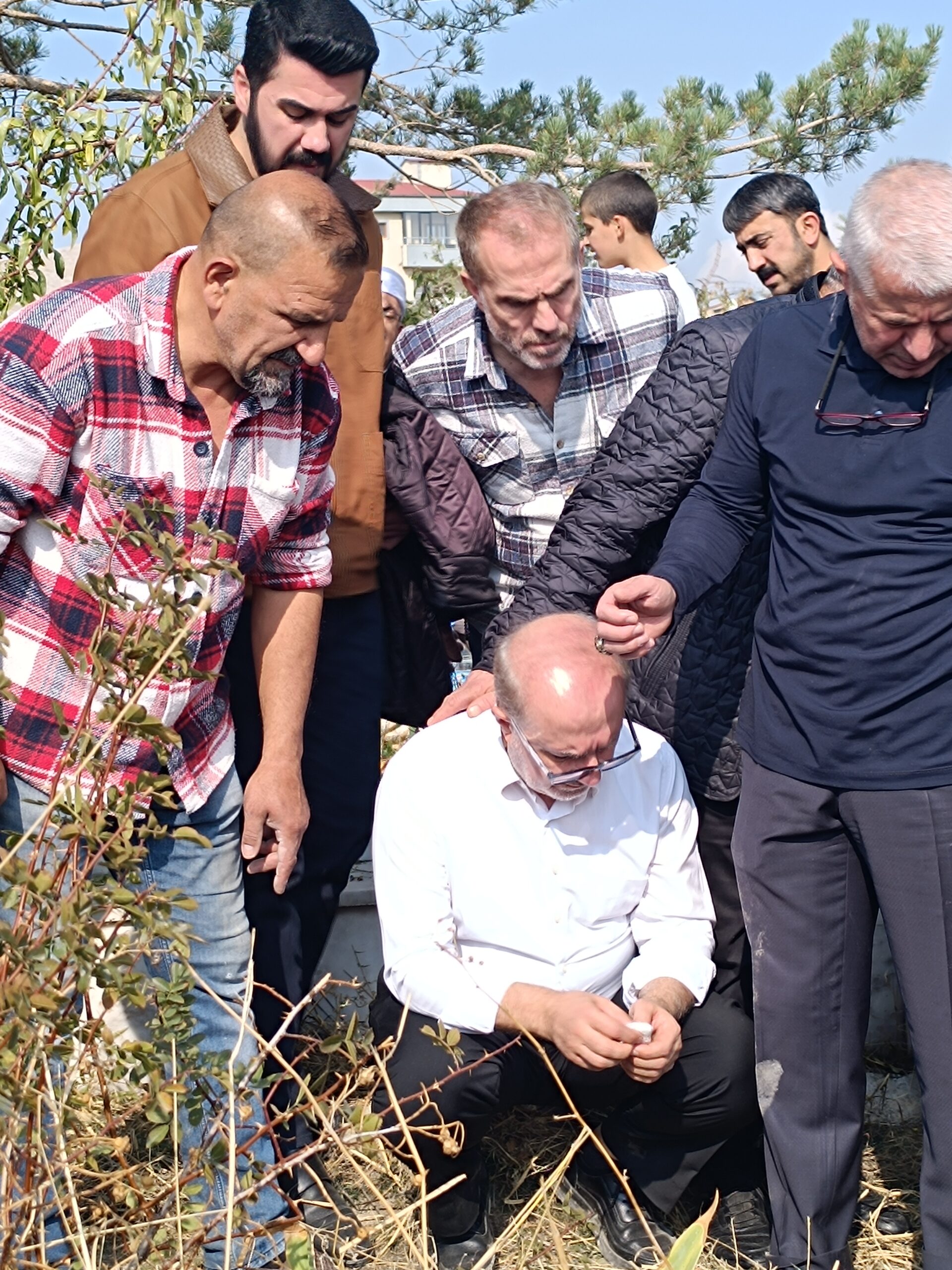 Van’ın tanınmış ailelerinden İnanç ailesinin büyüğü Hacı Cengiz İnanç, düzenlenen
