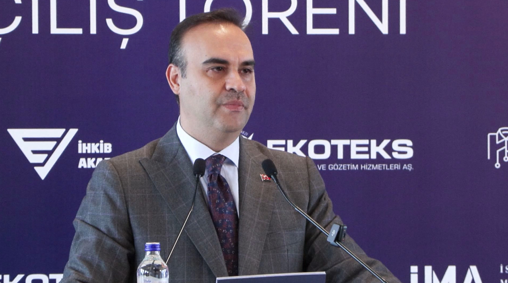 Bakan Kacır: Tekstil Ve Hazır Giyim Sektöründe 1,7 Trilyon Liralık Yatırımın Önünü Açtık