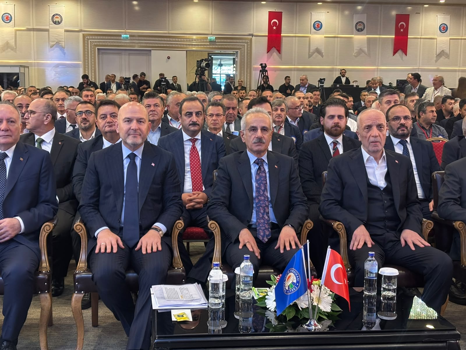Bakan Uraloğlu: İşçilerle Diyalog Ve İş Birliğini Güçlendirmeyi Sürdüreceğiz