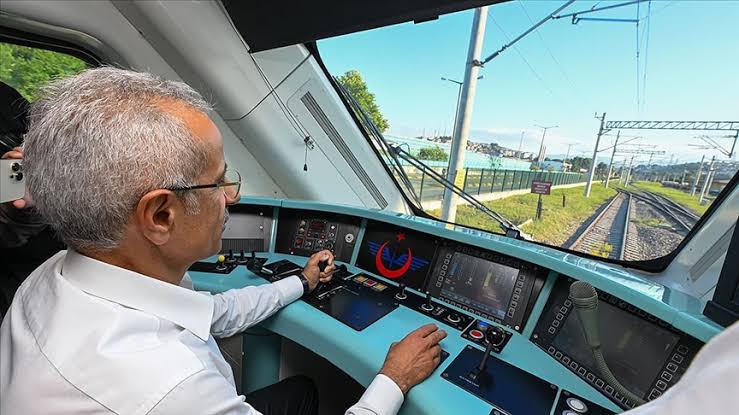 İSTANBUL / TEKHA Ulaştırma ve Altyapı Bakanı Abdulkadir Uraloğlu, Marmaray’ın